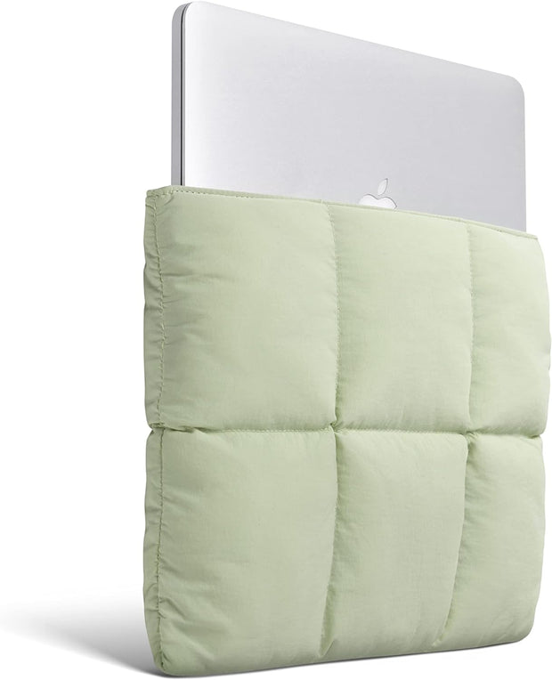 16" Fluffy Laptop Sleeve —– Compatible with MacBook Pro & Air (2025-2019), Where Cute Meets Protection 🧸💻